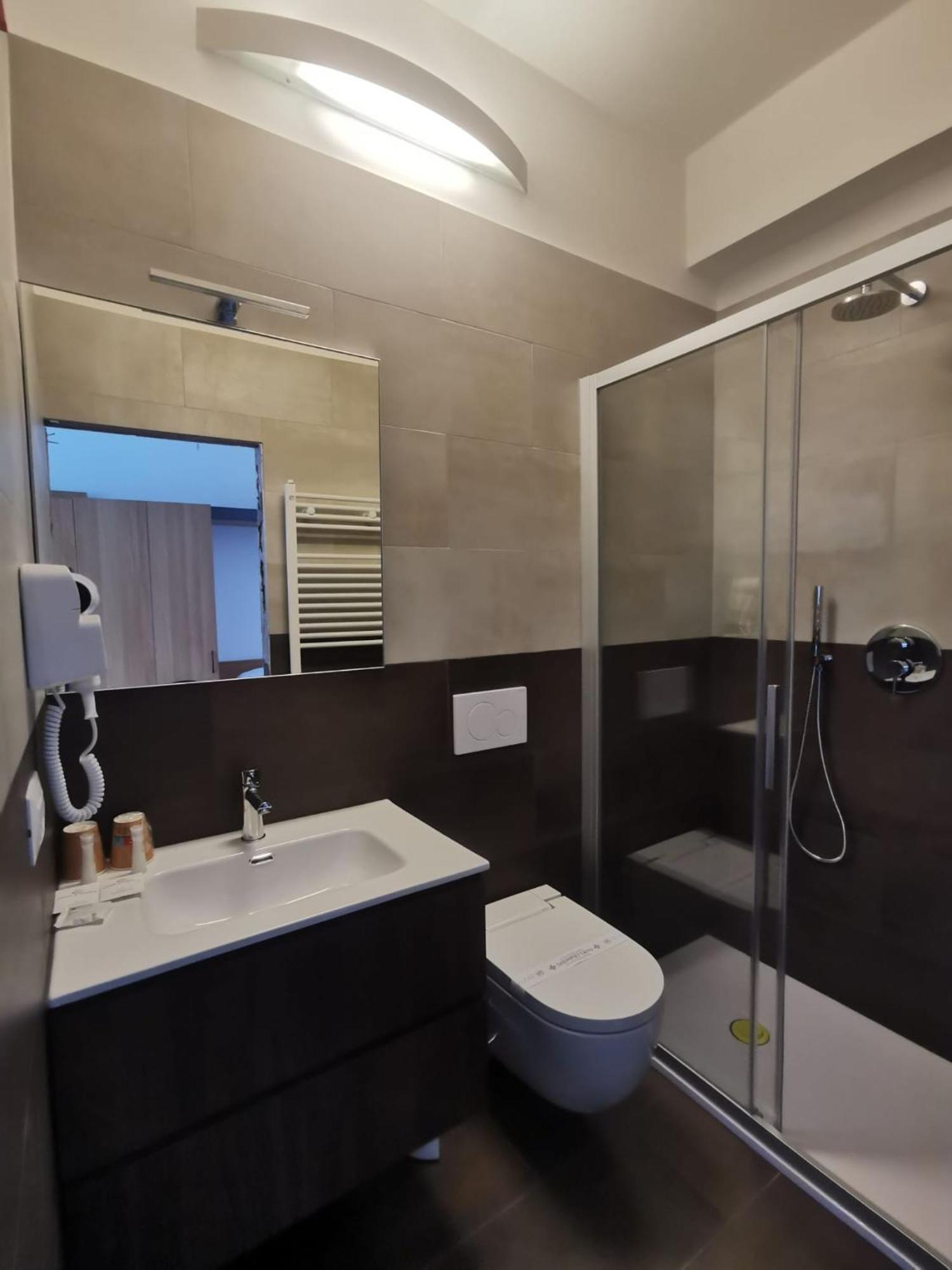 Hotel Valdor คาวัลลิโน-เตรปอร์ติ ภายนอก รูปภาพ
