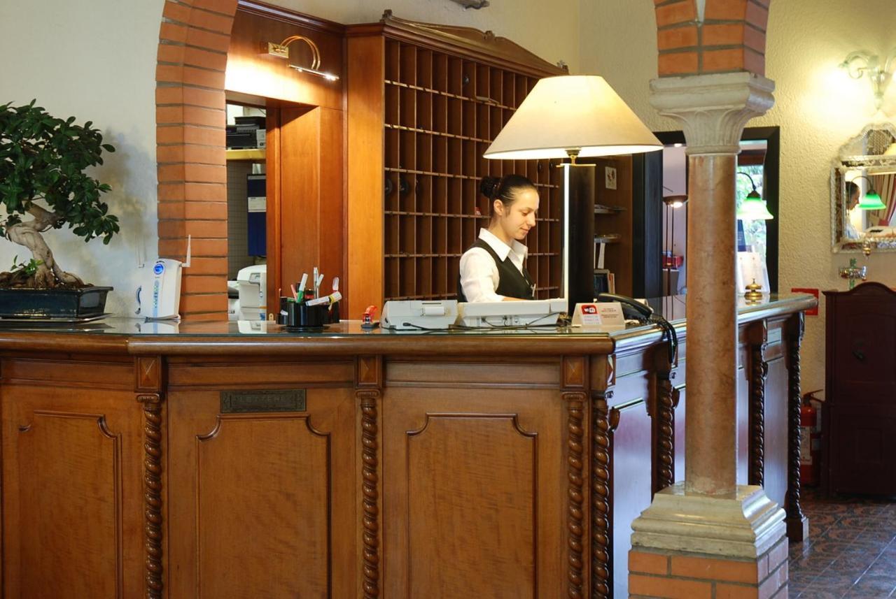Hotel Valdor คาวัลลิโน-เตรปอร์ติ ภายนอก รูปภาพ